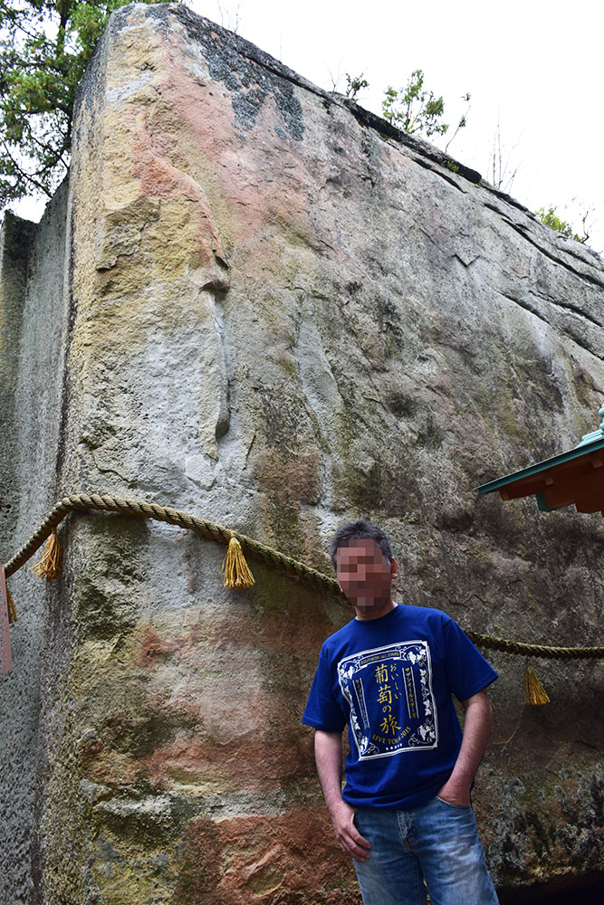 三木合戦ゆかりの地めぐり　その２１　～生石神社（石の宝殿）～_e0158128_157494.jpg