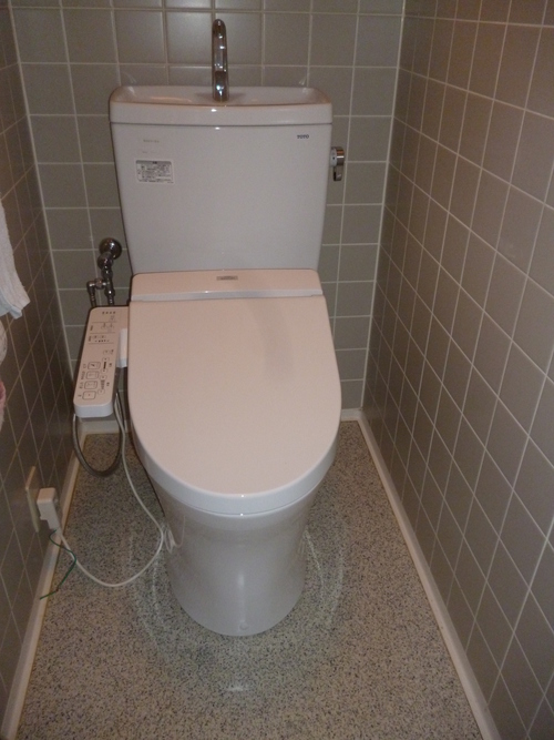 トイレリフォーム工事_e0184941_1505844.jpg