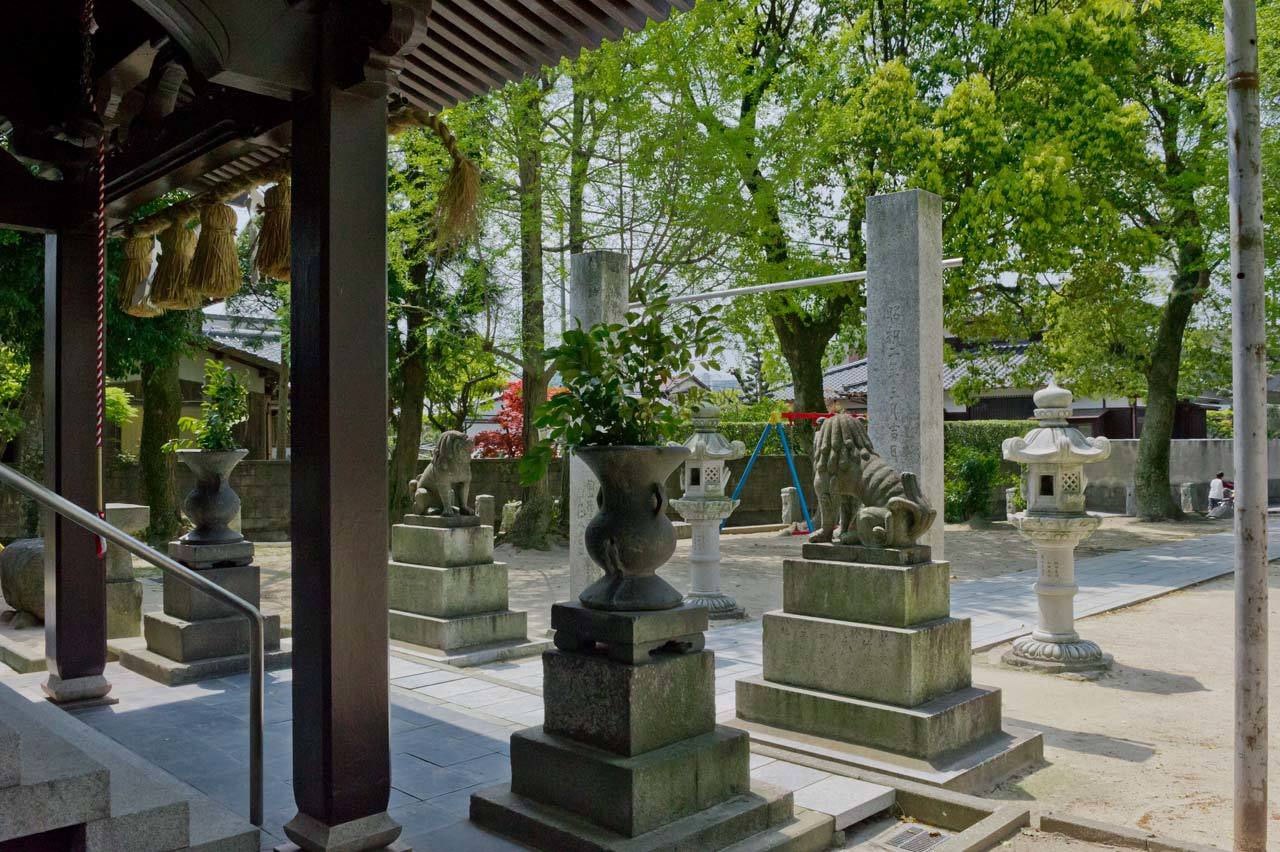 王城神社　福岡県太宰府市通古賀_b0023047_04393025.jpg