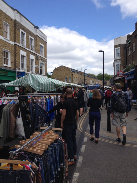 やっと行けた！Broadway Market_d0256883_1411498.jpg