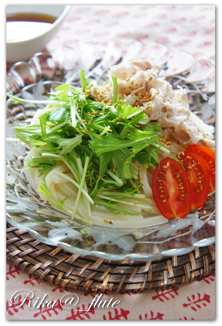 亀城庵たまらない!さぬきうどんで 豚しゃぶサラダうどん_c0103827_13381324.jpg