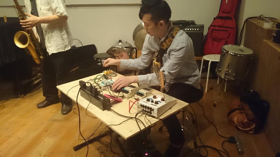 神保町 試聴室 松研 デュオシリーズ 松本健一 Sax 尺八 臼井康浩 G 加藤一平 G 写真 ギタリスト加藤一平のブログ
