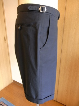 「上質なショートパンツ」&「新型のクールジャケット」 ~ コットン&リネン祭り! 編_c0177259_2235101.jpg