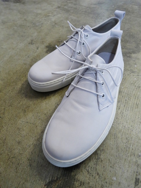 個人的に待ってた今夏の本命の白スニ ・・・ RTM WHITE LEATHER SNEAKER!♪!_d0152280_2044728.jpg