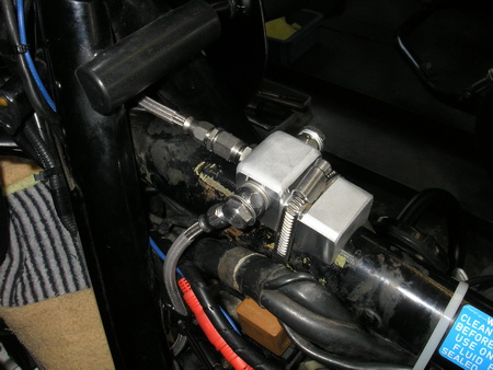 BMW Rタイプ アーテのFブレーキマスター交換_e0218639_11483363.jpg