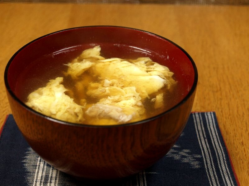イサキの気持ち酢じめと卵とじおすまし ガジャのねーさんの 空をみあげて Hazle Cucu