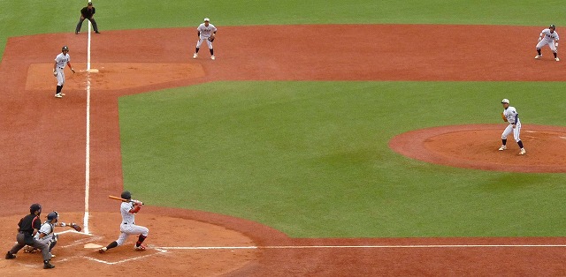 中央大対亜細亜大 5月19日 東都大学野球1部 後半_b0166128_13355478.jpg