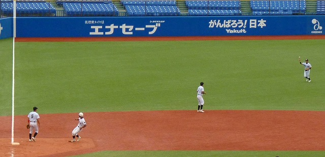 中央大対亜細亜大　５月１９日　東都大学野球１部　後半_b0166128_1444732.jpg