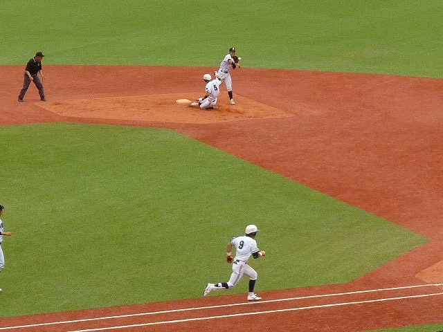 中央大対亜細亜大　５月１９日　東都大学野球１部　後半_b0166128_1450526.jpg