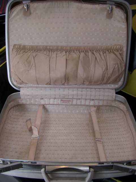 samsonite vintage luggage case_b0176448_15152349.jpg