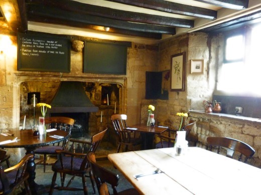 イギリスの古民家から学ぶ 長く住める家の自然素材の組み合わせ コッツウォルズ すべての家族に快適さと喜びをつくる マルデコ