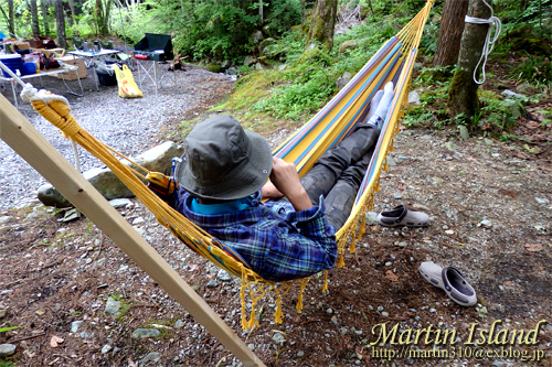 道志の森キャンプ場 再び ２ 自作木製ハンモックスタンドの現場デビュー Martin Island 空と森と水と