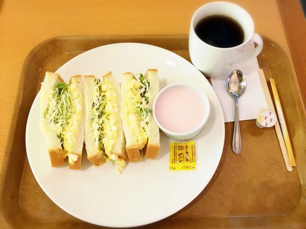 キッチン丼(どんぶり)_e0292546_2020987.jpg