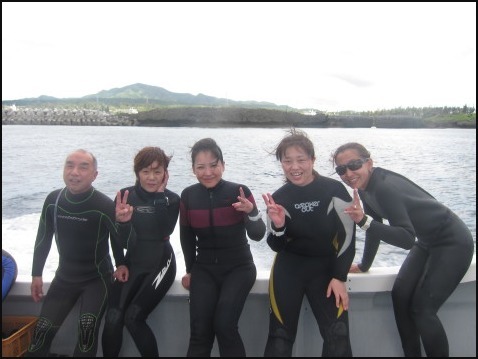 6月8日万座たっぷりダイブからナイトまで~~!_c0070933_23165323.jpg