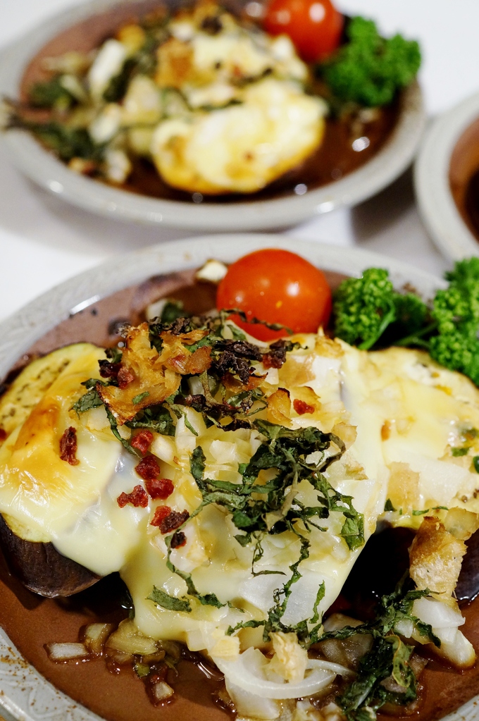 簡単！美味しい！【カリカリドライ梅乗せ　茄子のチーズ焼き】Meijiさんのスライスチーズモニターです♪_b0033423_16471889.jpg