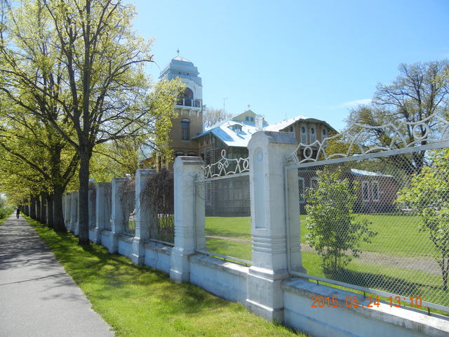 ’15,6,9(火)エストニアのパルヌの荘園⑬!_f0060461_114716.jpg