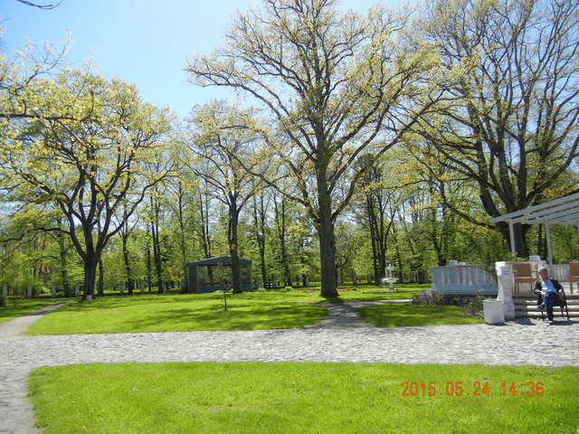 ’15,6,9(火)エストニアのパルヌの荘園⑬!_f0060461_1161542.jpg