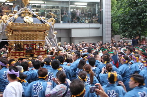 鳥越の夜祭り_b0178388_10533392.jpg