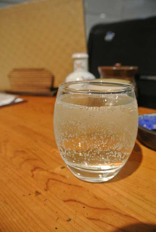 【（山梨グルメ）甲府市 「はる将」・・・日本酒の種類が豊富な 三代目店主が営む創業40年のお店！！】_a0005436_21124091.jpg