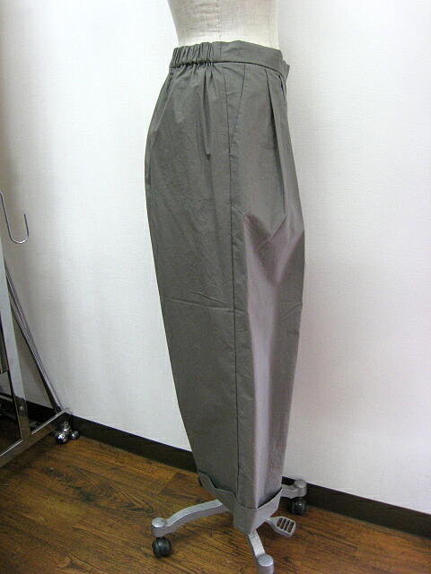 ｃｌｏｃｈｅ （ クロッシェ ）　コットンワイドスソ折り返しパンツ  ＫＨＡＫＩ_a0089359_13352675.jpg