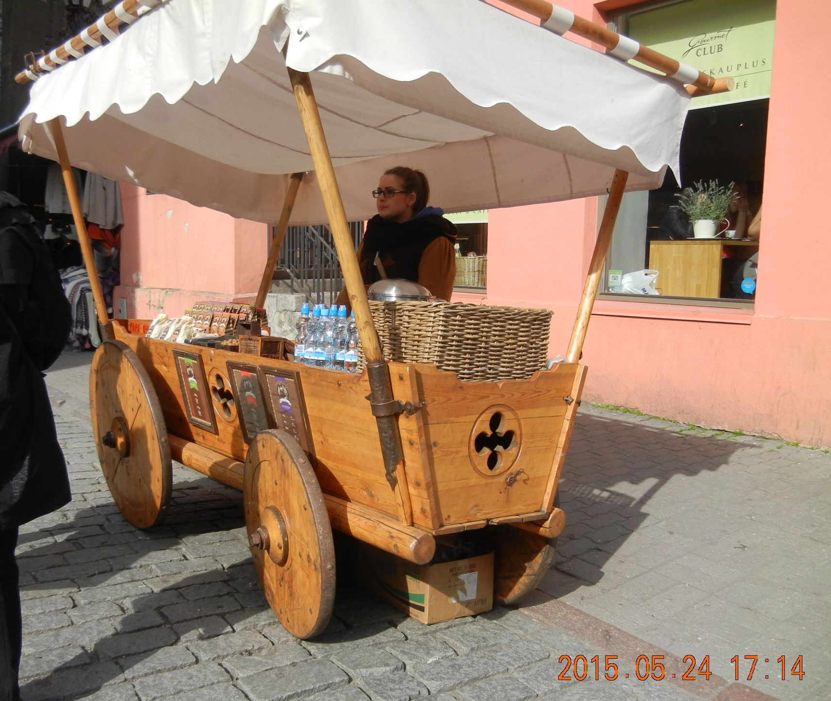 ’15,6,10(水)タリンの街とスリーシスターズ⑬!_f0060461_146556.jpg