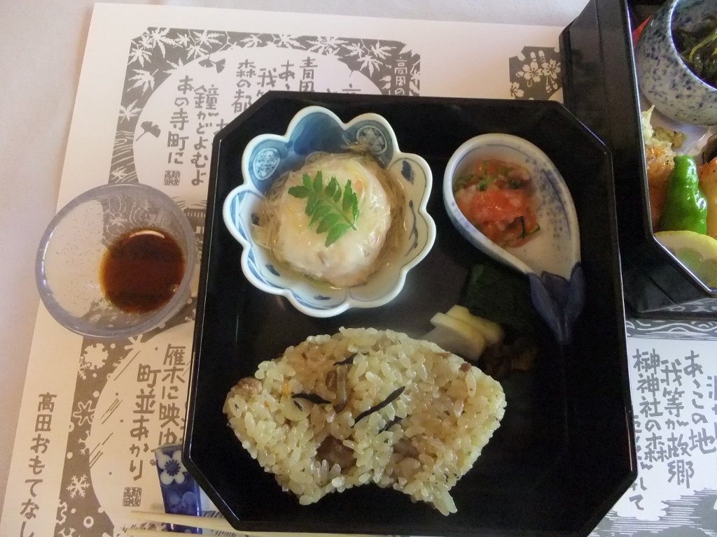 恒例の昼食会_e0087201_20305722.jpg