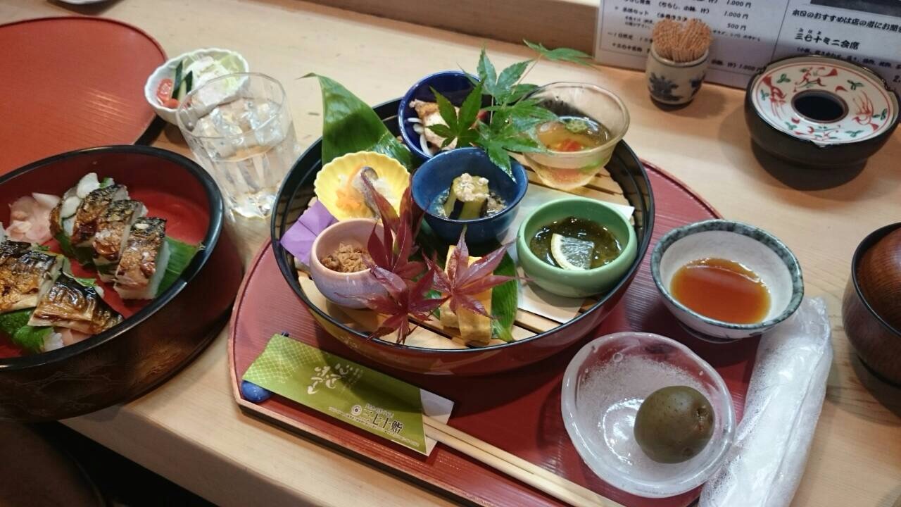 本店「三七十鮨」ランチの小鉢~♪_d0135908_11364758.jpg
