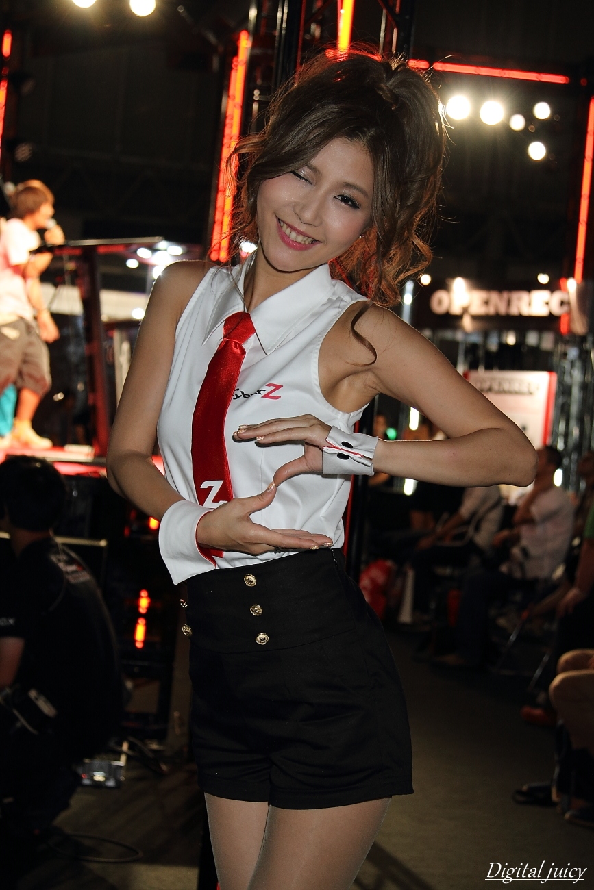 優兎 さん Cyberz ブース Digital Juicy 優兎 さん Cyberz ブース Digital Juicy