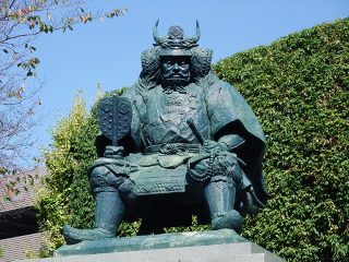 う、動かざること山の如し・・・_f0182920_16501286.jpg