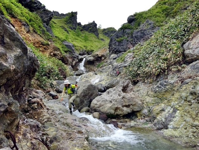 日本最強の酸性泉　香草温泉を探して_b0122448_21263865.jpg