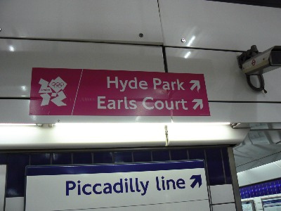 【UK 2012 買付旅】競馬場にアンティーク_e0338157_15351674.jpg