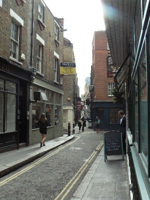 【UK 2012 買付旅】おとぼけロバとトルコ料理_e0338157_15351826.jpg
