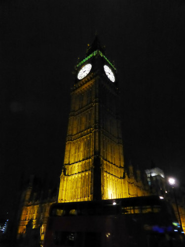 ロンドン週末の注意事項_e0338157_15354808.jpg