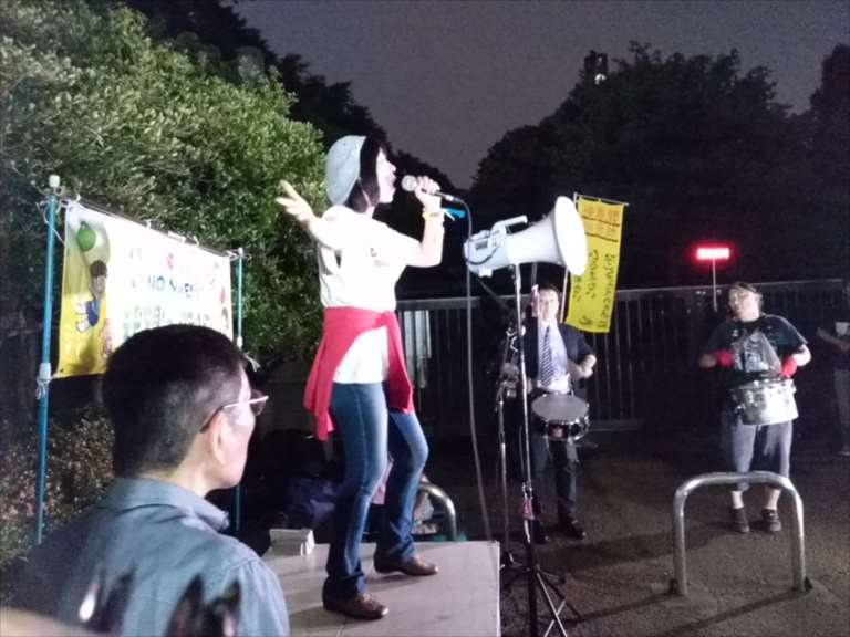 2015/6/12　官邸前・国会前で約3000人が抗議　SEALDs参加2回目_c0024539_5141294.jpg