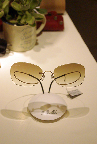 シルエット アンダーリムサングラス 立川駅直結ecuteのメガネ店 Riing Eyewear の Blog Talexタレックスレンズ 取扱店 シルエット アンダーリムサングラス 立川駅直結ecuteのメガネ店 Riing Eyewear の Blog Talexタレックスレンズ 取扱店