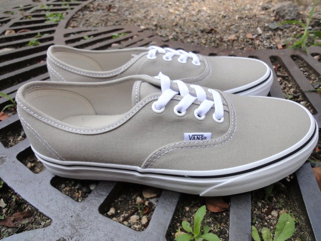 VANS:::Authentic_a0110932_1552733.jpg