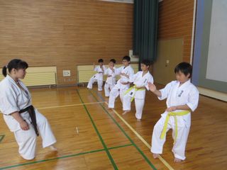 日曜空手 新琴似・新川教室_c0118332_13243243.jpg