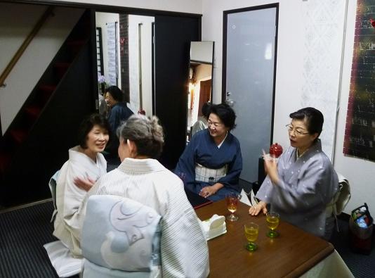 たくさんの素敵な着物姿のご来店と、美しい紫陽花の花。_f0181251_18173490.jpg