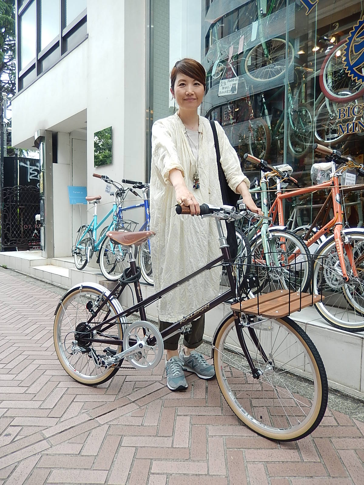 6月14日　渋谷　原宿　の自転車屋　FLAME bike前です_e0188759_19483246.jpg