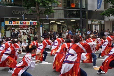 昨日のYOSAKOIソーラン祭りからです！_d0200811_04532981.jpg