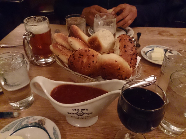 NY旅日記2014：Peter Luger Steakhouse_d0165723_10420215.jpg