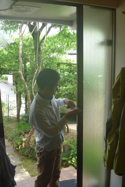 玄関ドア・窓のお取替え相談。_b0131012_2041589.jpg