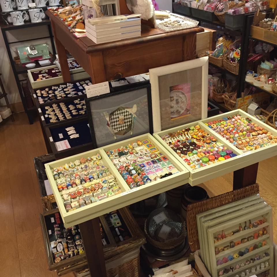 個展用作品~大きな家・小さな家~&フェーヴの世界展7自由が丘編_a0137727_2331389.jpg