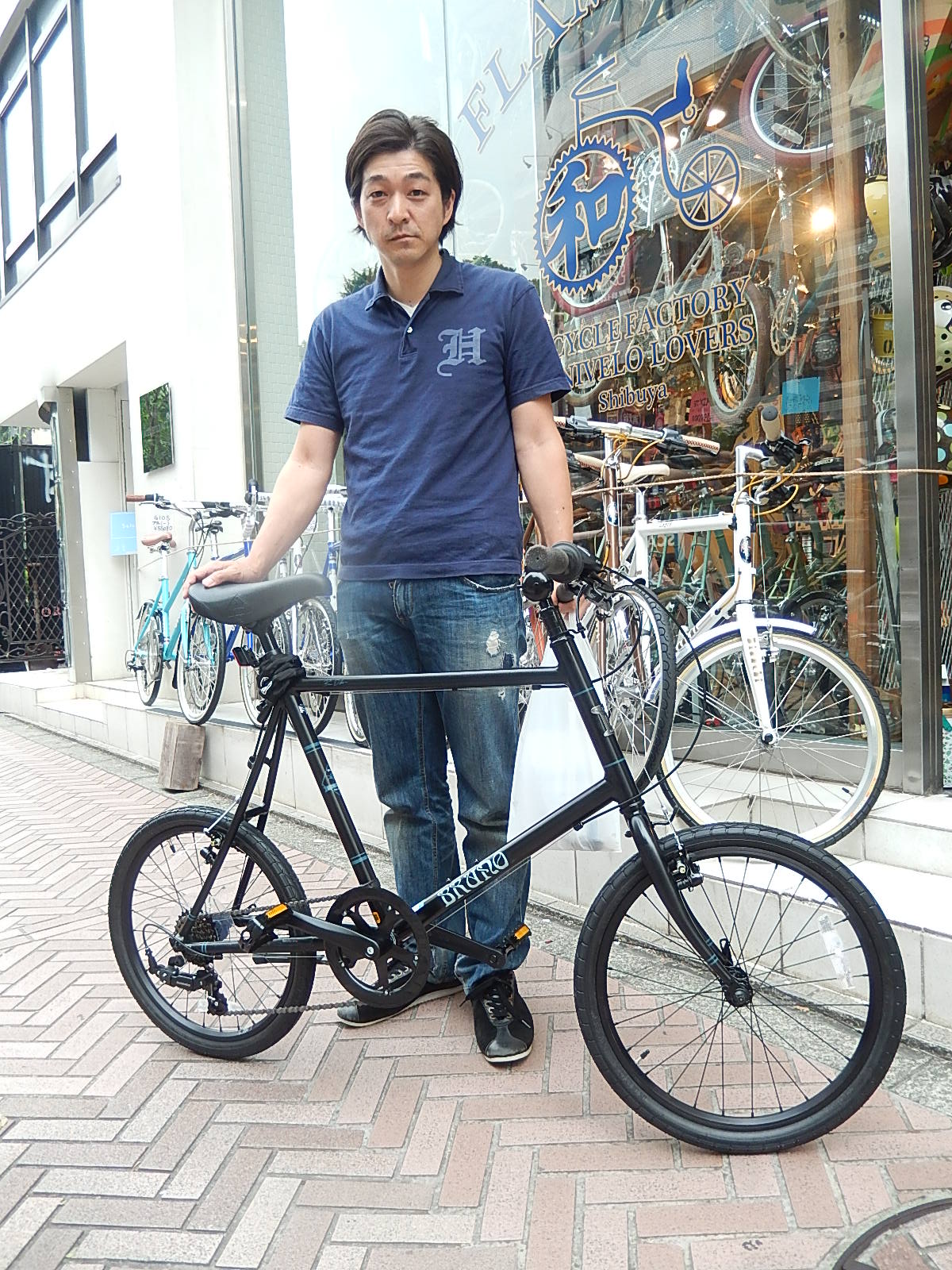 6月16日　渋谷　原宿　の自転車屋　FLAME bike前です_e0188759_1858973.jpg