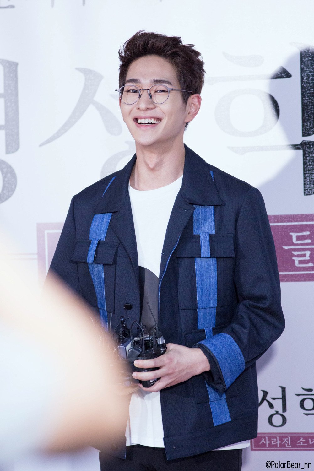 Onew \' The Silenced VIP Premiere \' // 150615_e0080563_625689.jpg