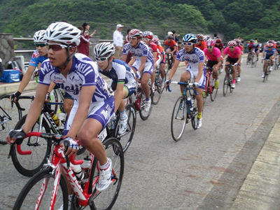 金栄堂サポート:明大・小林和希選手 全日本学生選手権個人ロードレースご報告&Factインプレッション!_c0003493_9135896.jpg
