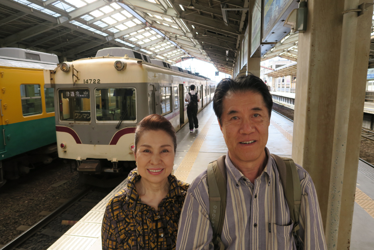 ★第2回 フルムーン夫婦グリーンパス日本一周の旅 2日目:6月7日(日)・・・♪♪ _c0156359_2042443.jpg
