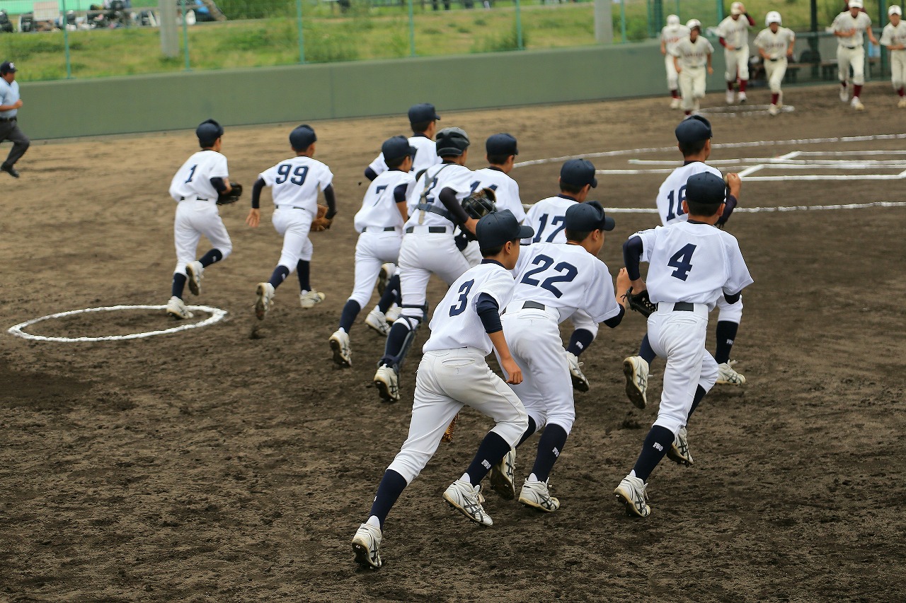 平成２７年６月１３日第７回関西さわやか大会　vs羽曳野ボーイズ１_a0170082_21422022.jpg