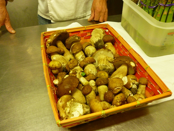 2014,07 フランス、イタリアツアー 6、Lyon→Filippo Daniele Giaccone OSTE IN ALBARETTO (CN) Italia _f0342307_2284495.jpg