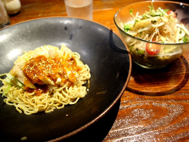 エムズグリエ リンで棒棒鶏冷麺＆冷やチュー＠福岡・薬院_a0172311_1771685.jpg